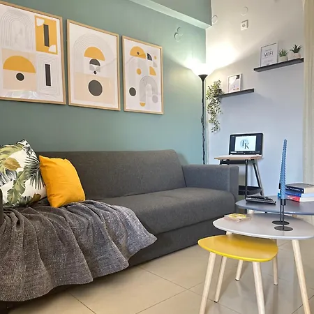Fk Maison Agrinio Esterno foto